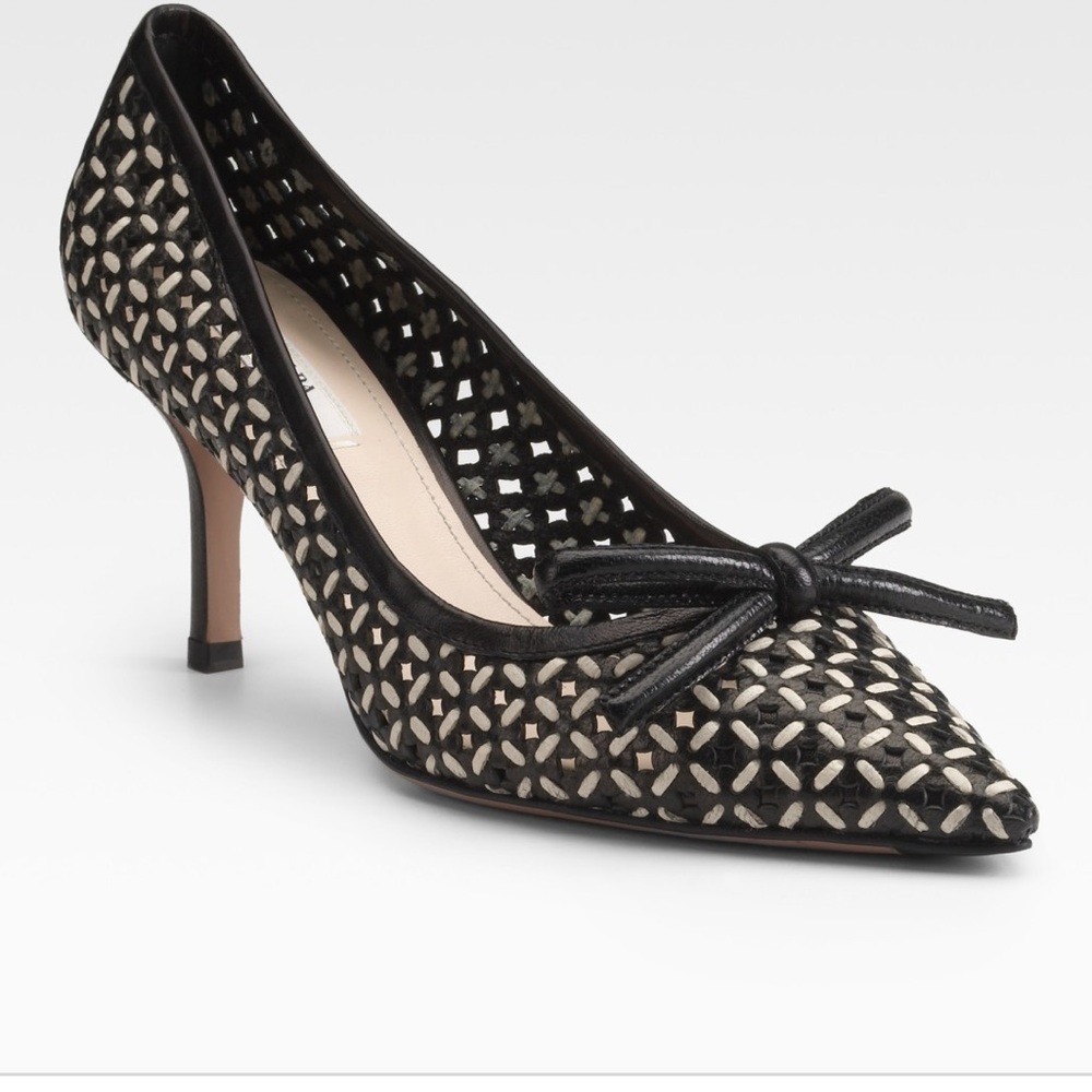 Prada white/ black heel pointy toe woven leather